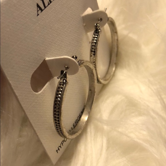 Alfani Silver Hematite Deco Small Hoop Earrings - Picture 3 of 3